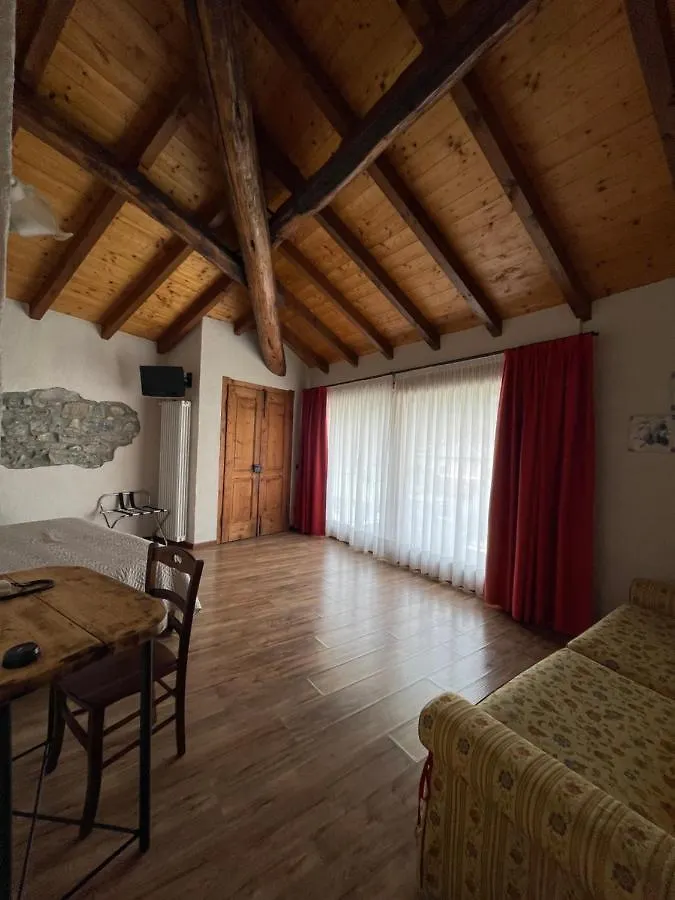 Hotel La Torre Castiglione dʼIntelvi
