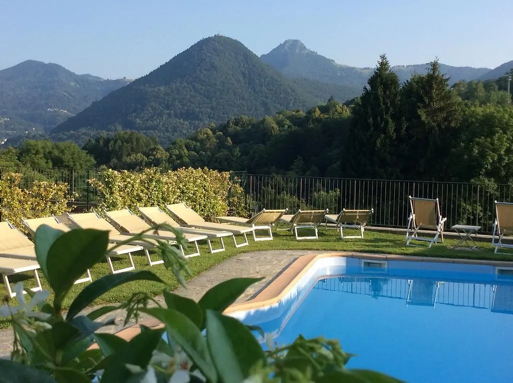 Hotel La Torre Castiglione dʼIntelvi